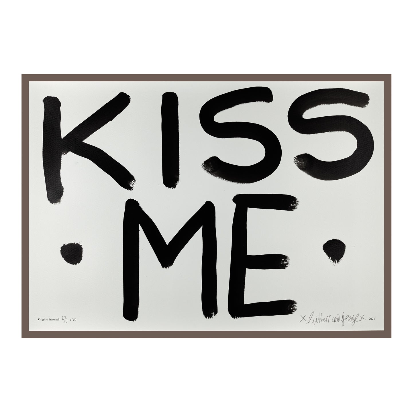 KISS ME (BLACK)