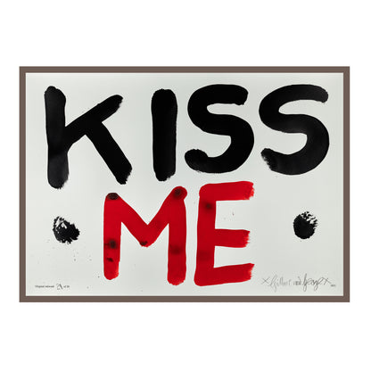 KISS ME (BLACK & RED)